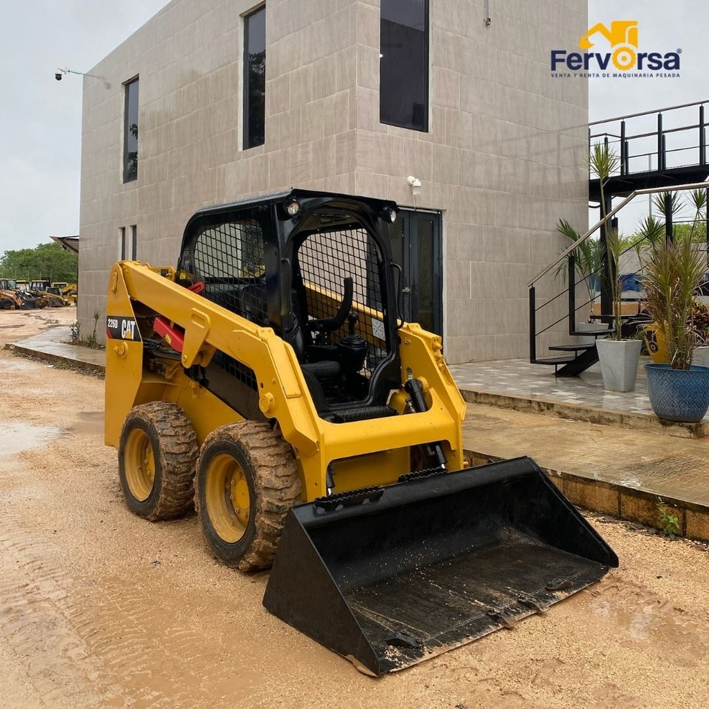 Minicargador Caterpillar 226D 2017
