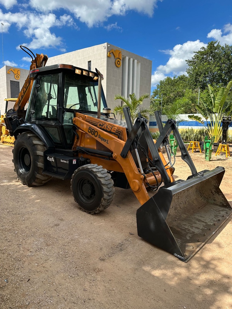 Retroexcavadora 580SL