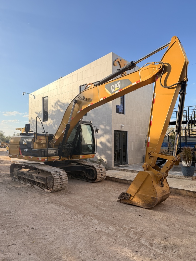 Excavadora Caterpillar 320D 2015 | Excavadora de Bajo Horómetro con Alto Rendimiento