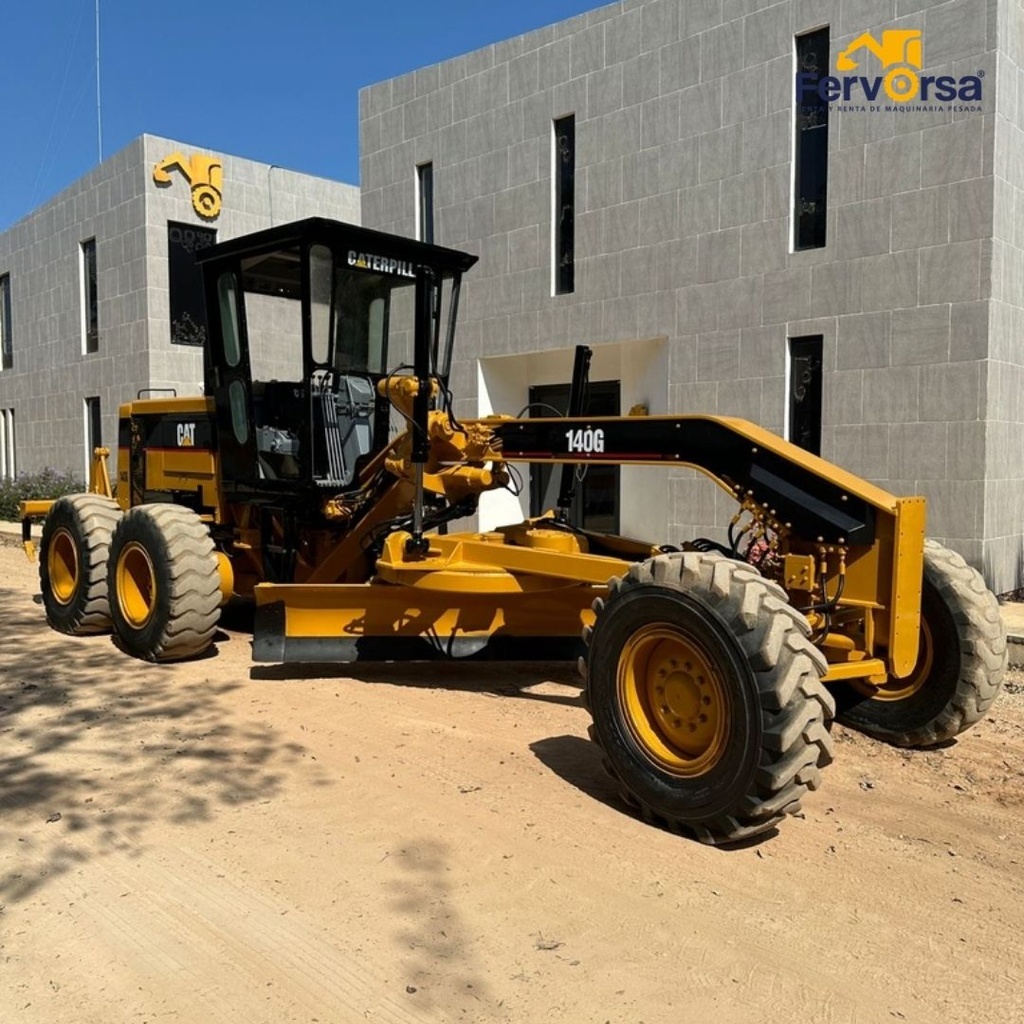 Motoniveladora Caterpillar 140G | Motor 3306 y Cuchilla 12–14 ft para Nivelación
