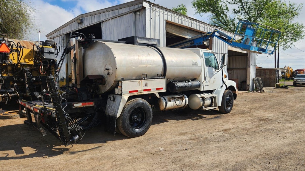 Camión Petrolizadora 8000 lts 