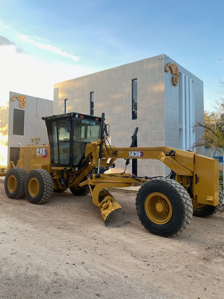 Motoniveladora Caterpillar 143H 2004