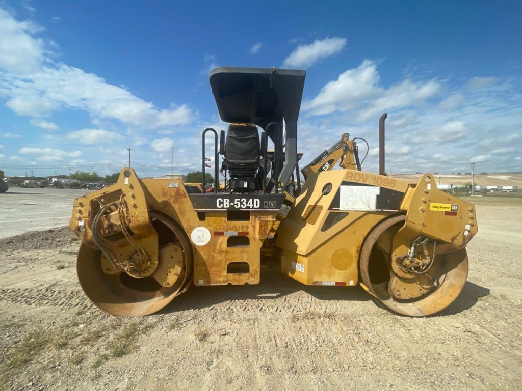Compactador Tándem Caterpillar CB534D XW 2010 