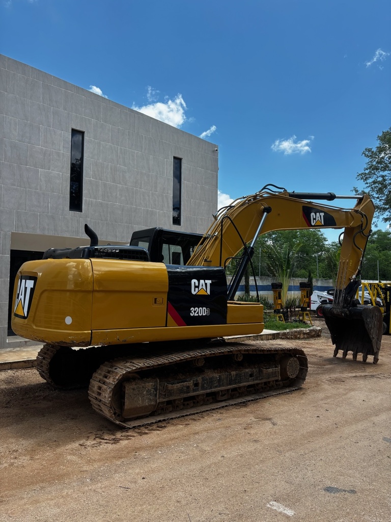  Excavadora Caterpillar 320D3 2021