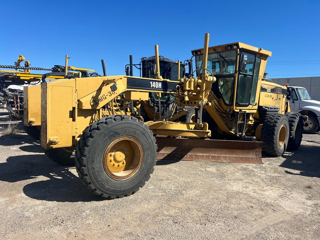  MOTONIVELADORA CATERPILLAR 140H 2007 | Por importar