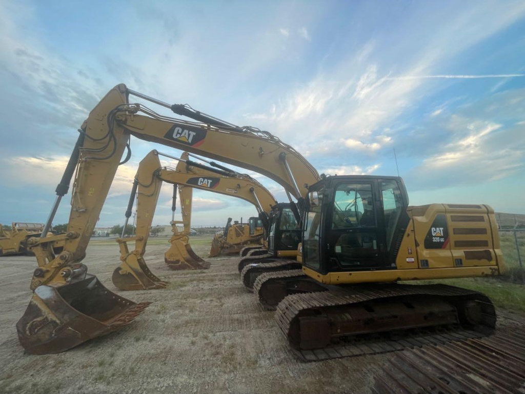 Excavadora 320G kit hid 