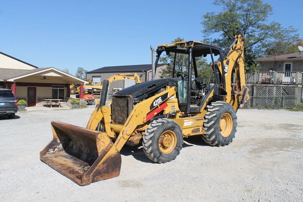 Retroexcavadora 420E