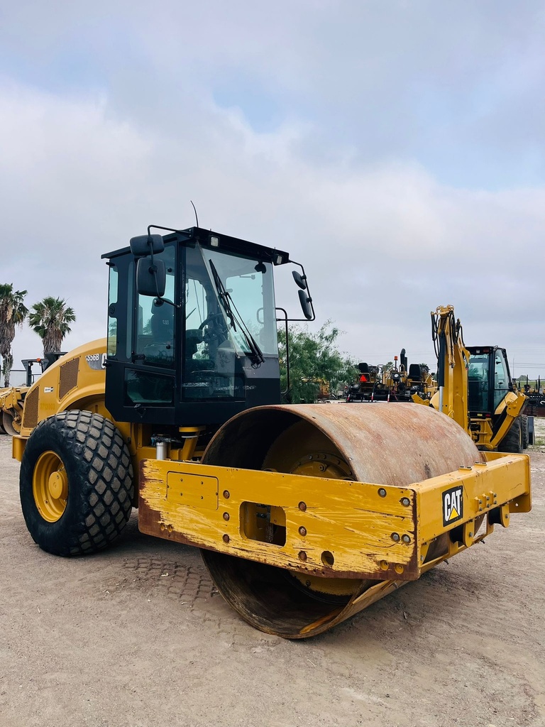 Compactador CS56B 