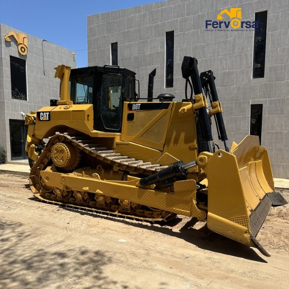 Tractor bulldozer Caterpillar D8T 2014