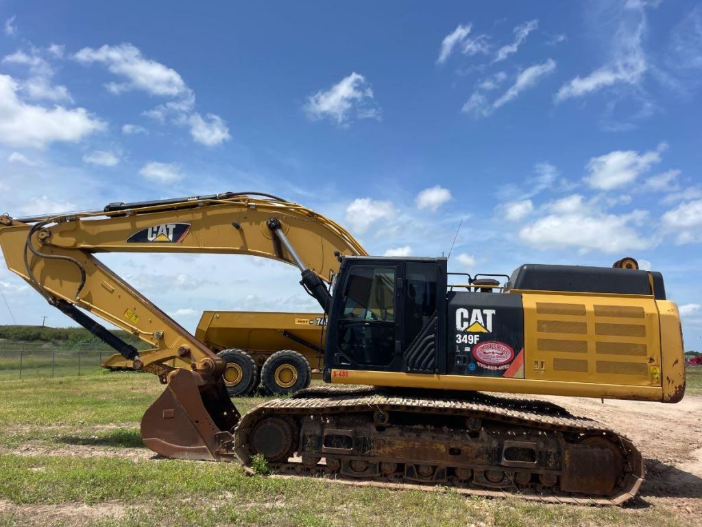 Excavadora 349FL