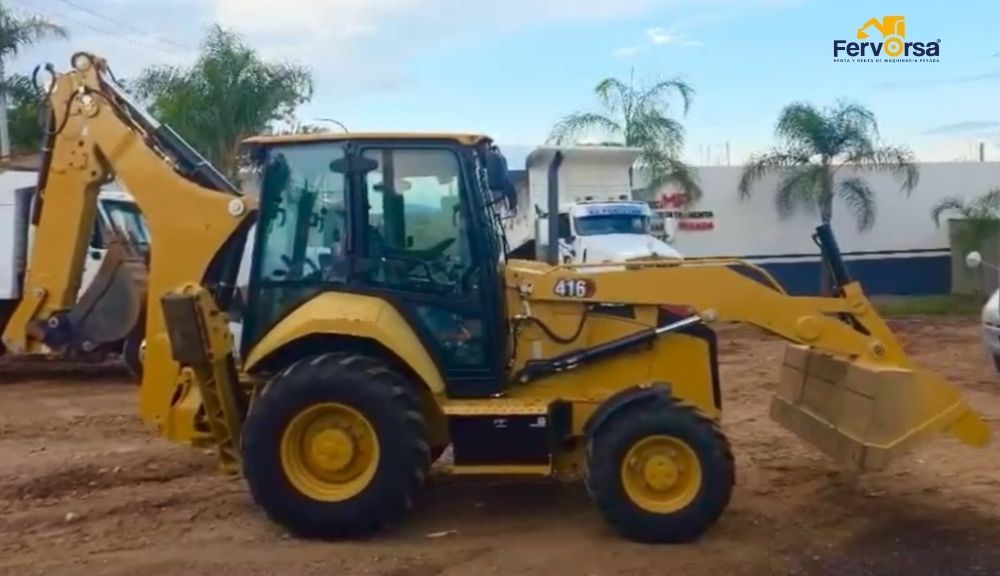 Retroexcavadora Caterpillar 416 2024