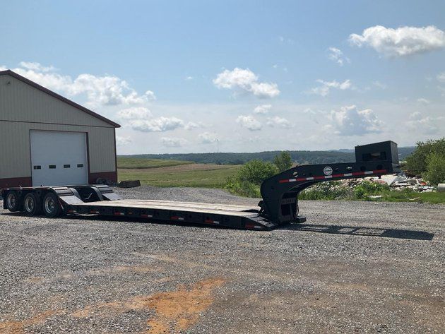 Lowboy 50 Ton 