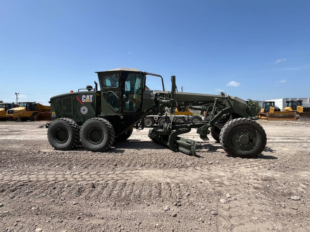 Motoconformadora Caterpillar 120M AWD
