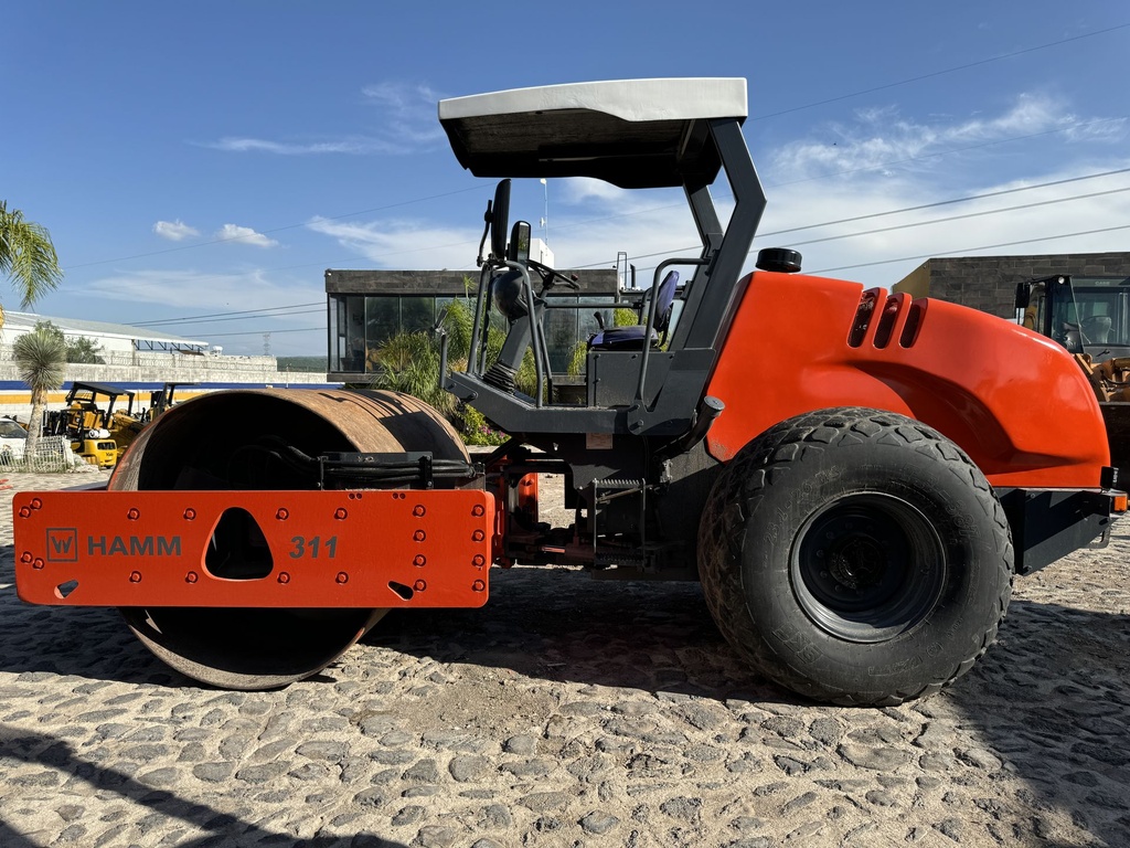 Vibrocompactador 311 
