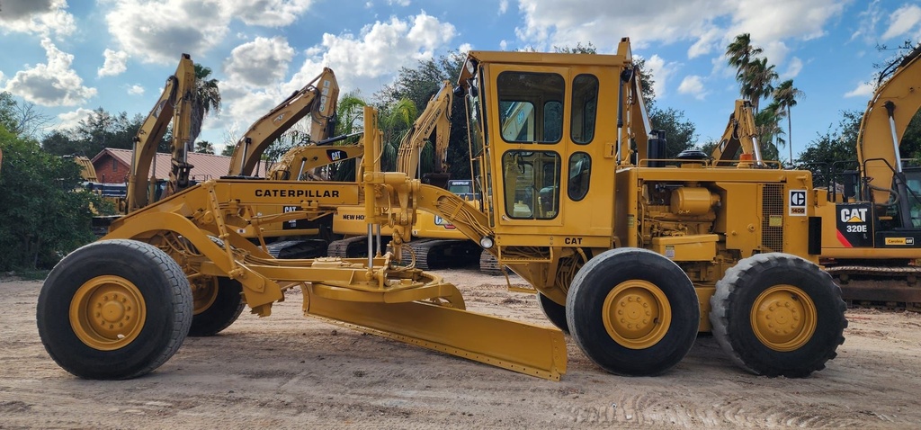 Motoconformadora Caterpillar 140G