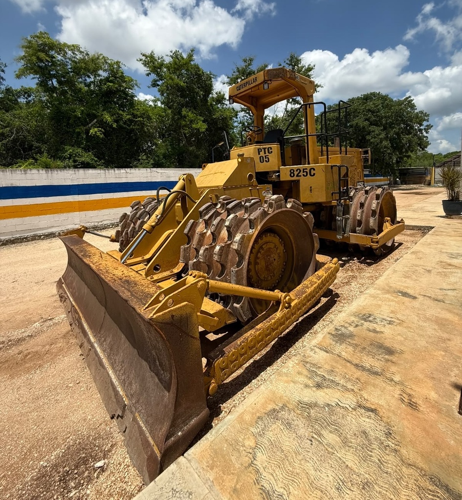 Compactador Caterpillar 825C | Compactador Pata de Cabra