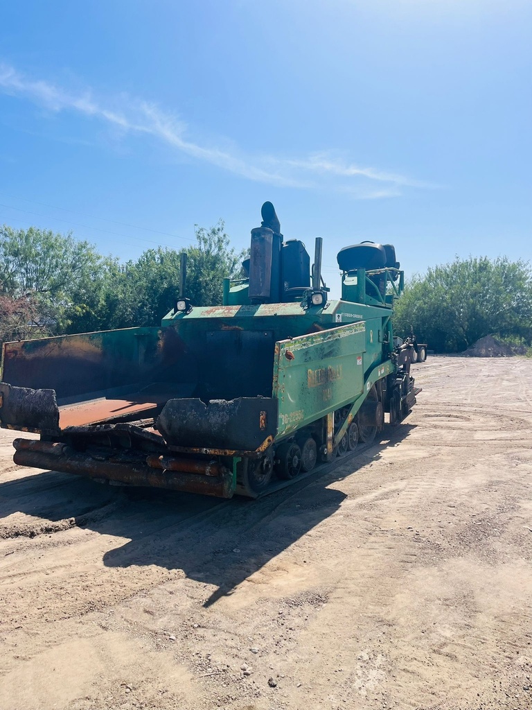 Finisher de asfalto Caterpillar AP655C 2005 | Por Importar