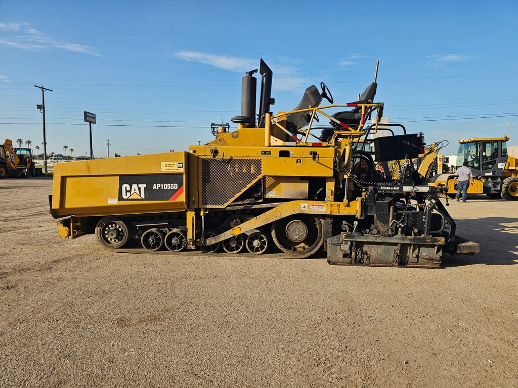Pavimentadora Caterpillar AP1055D 2012 | Asphalt Paver sobre Bandas con Extedamat Hidráulico