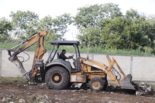 [7728] Retroexcavadora CASE 580M 2006 | Retroexcavadora 4x2 con Kit Hidráulico