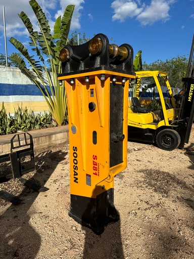 [6066] Martillo Hidráulico SB81 2023