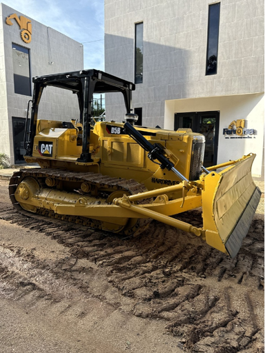 [1773] Tractor Bulldozer Caterpillar D5B 1985 | Pala Angle y Cadenas 80% con 6,000 hrs 