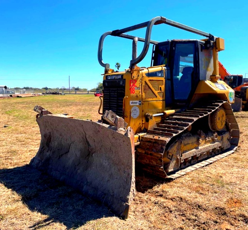 [1121] Tractor D6N 