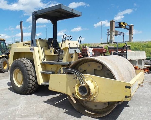 [253-S] Vibrocompactador BW213D-2 Bomag