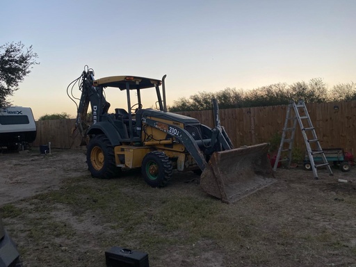 Retroexcavadora John Deere 310J