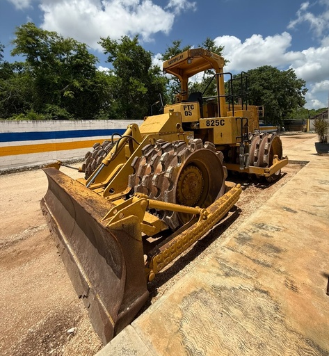 [0998] Compactador Caterpillar 825C | Compactador Pata de Cabra