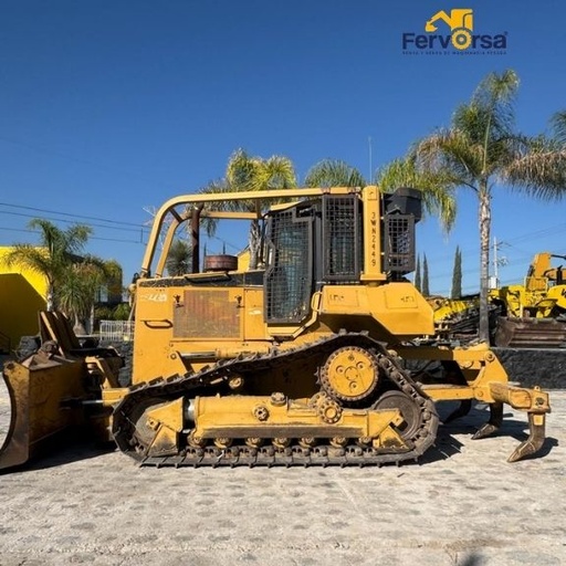[2449] Tractor Bulldozer D6M XL 2006 Caterpillar 